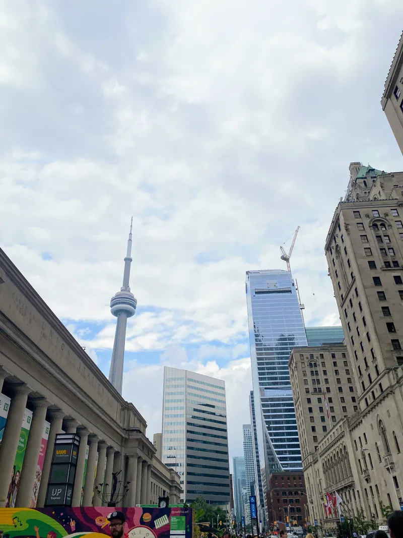 Toronto skyline with CN Tower